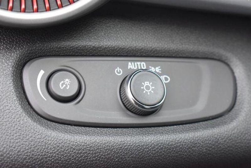 New 2026 Chevrolet Trax 1RSImage 22