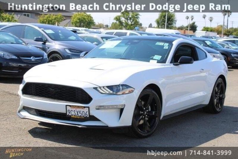 2022 Ford Mustang EcoboostImage 9
