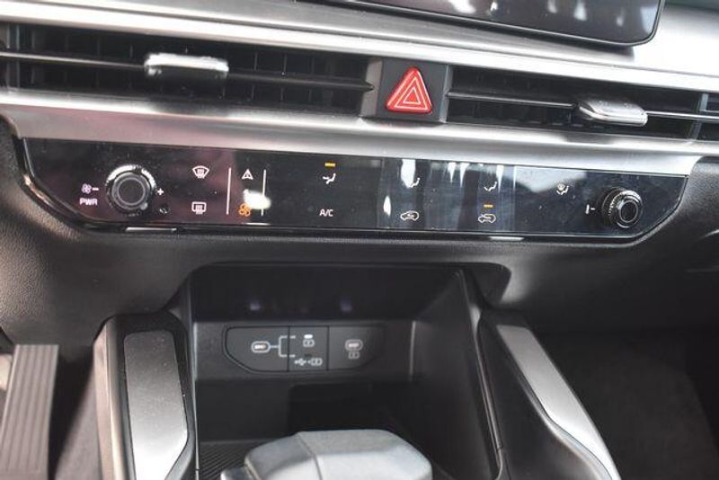 New 2025 Kia Sorento LXImage 29