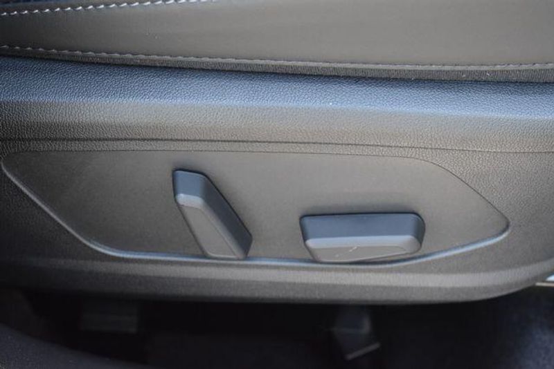 New 2026 Kia Sorento X-Line SXImage 13