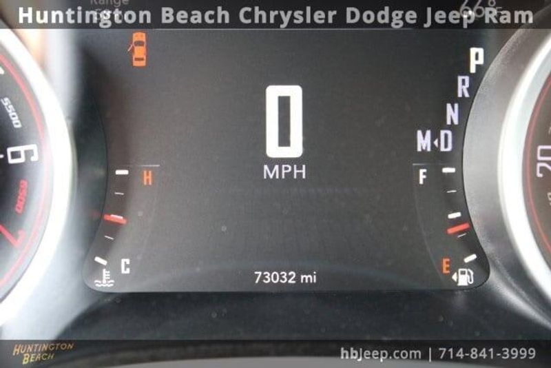 2015 Dodge Challenger SXTImage 22