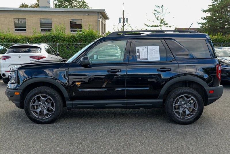 2022 Ford Bronco Sport Badlands photo 2