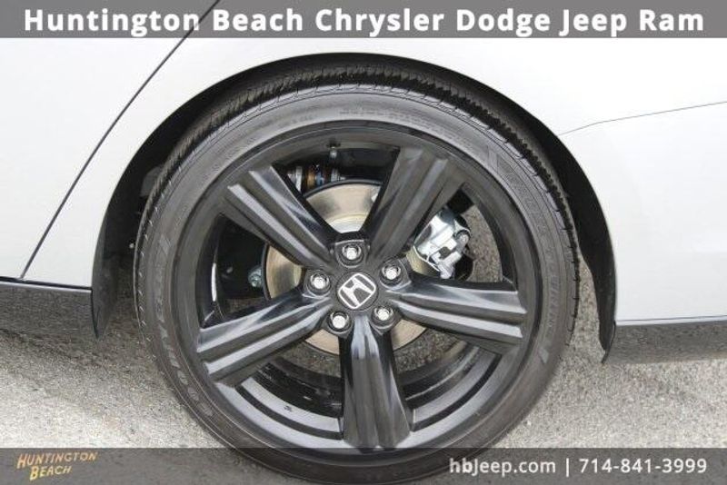 2024 Honda Accord Hybrid Sport-LImage 8