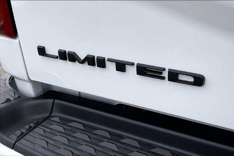 New 2027 RAM 2500 Limited Mega Cab 4x4 6