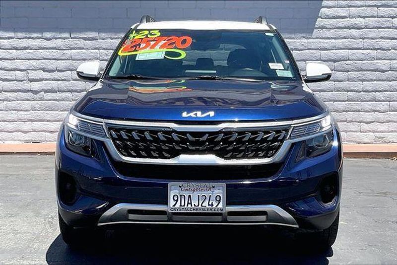 Used 2023 Kia Seltos NightfallImage 2