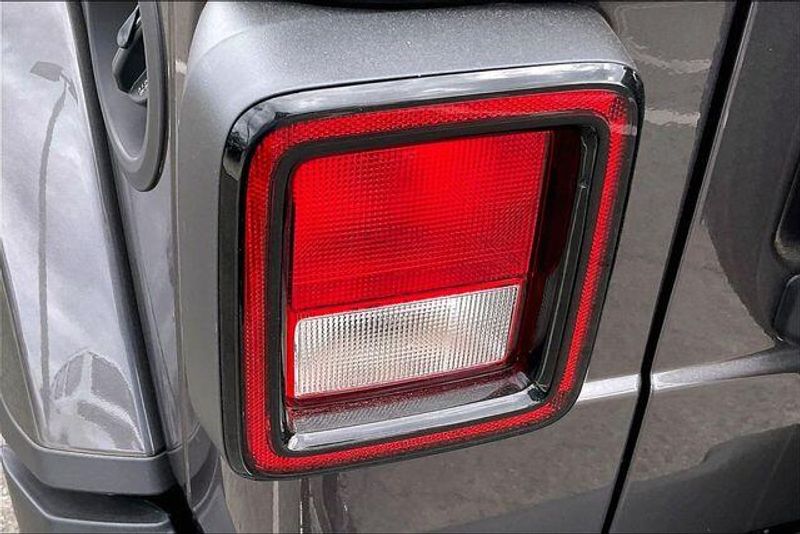 New 2026 Jeep Wrangler Unlimited 4-door SportImage 12