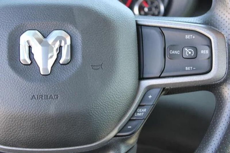 2024 RAM 2500 Tradesman Regular Cab Harbor BodyImage 17