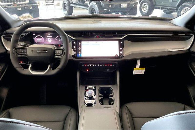 New 2026 Jeep Cherokee Limited 4x4Image 4