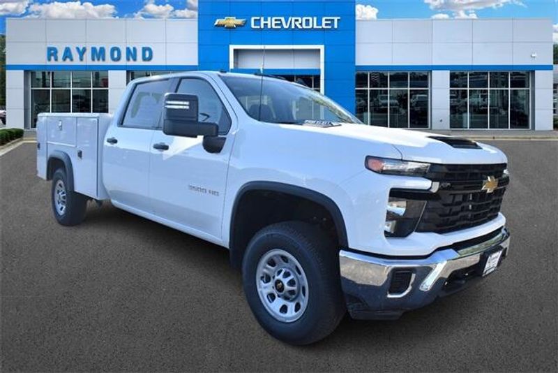 2024 Chevrolet Silverado 3500HD Work TruckImage 10