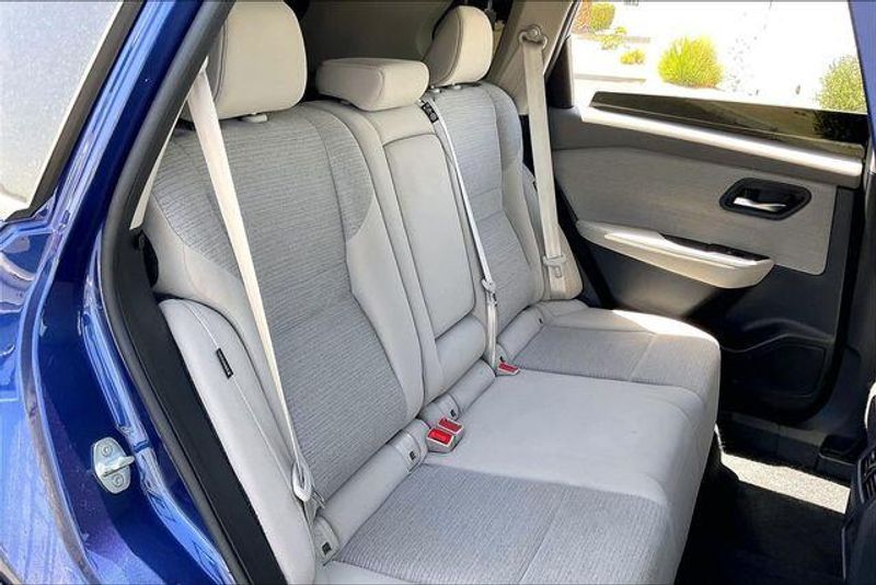Used 2023 Nissan Rogue SVImage 26