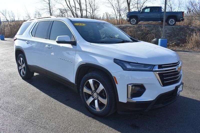 Used 2023 Chevrolet Traverse LT LeatherImage 11