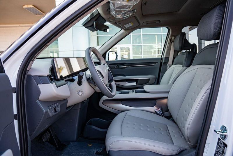 New 2026 Kia EV6 LightImage 11