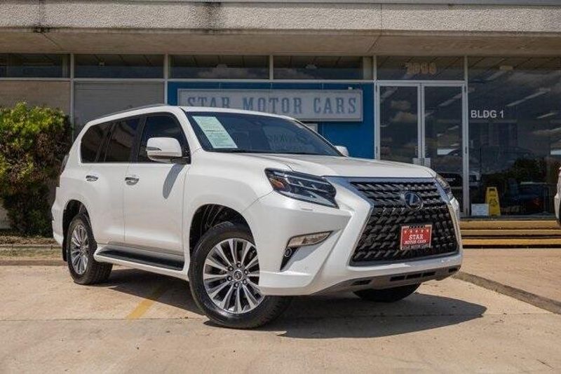 2020 Lexus GX 460 LuxuryImage 3