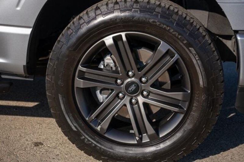 Used 2022 Ford F-150 XLTImage 9