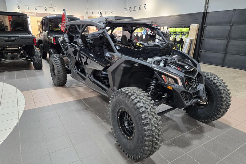 2025 CAN-AM MAVERICK X3 MAX X RS TURBO RR WITH SMARTSHOX TRIPLE BLACK 