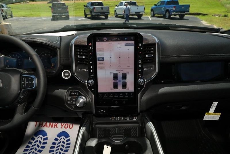 2025 RAM 1500 Laramie Crew Cab 4x4 5