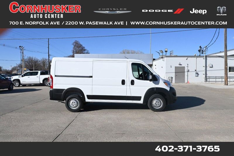 2025 RAM ProMaster Cargo Van TradesmanImage 1