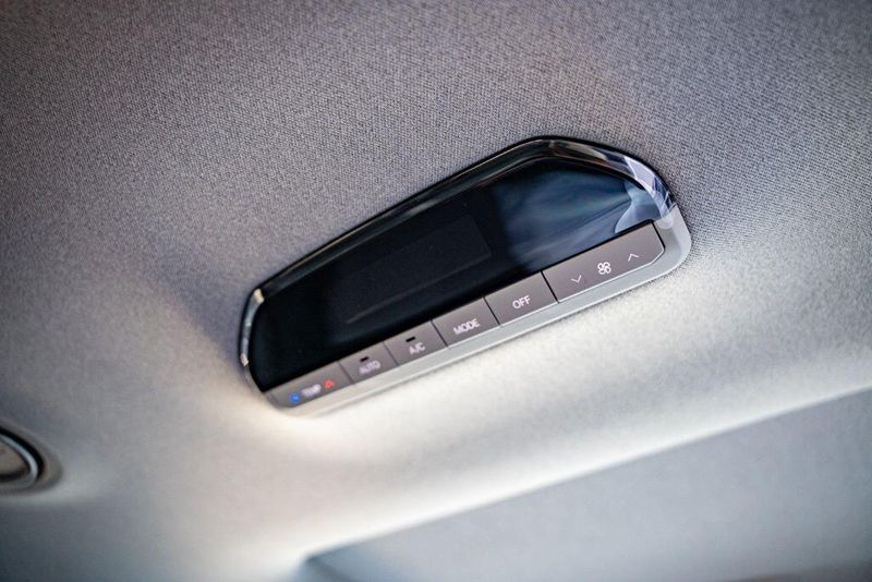 New 2026 Kia EV9 WindImage 26