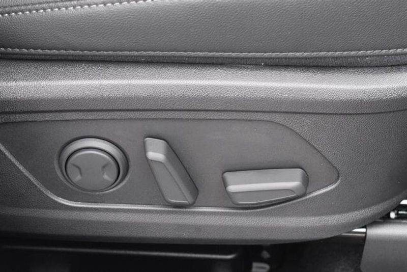 New 2026 Kia Sorento X-Line SX PrestigeImage 14