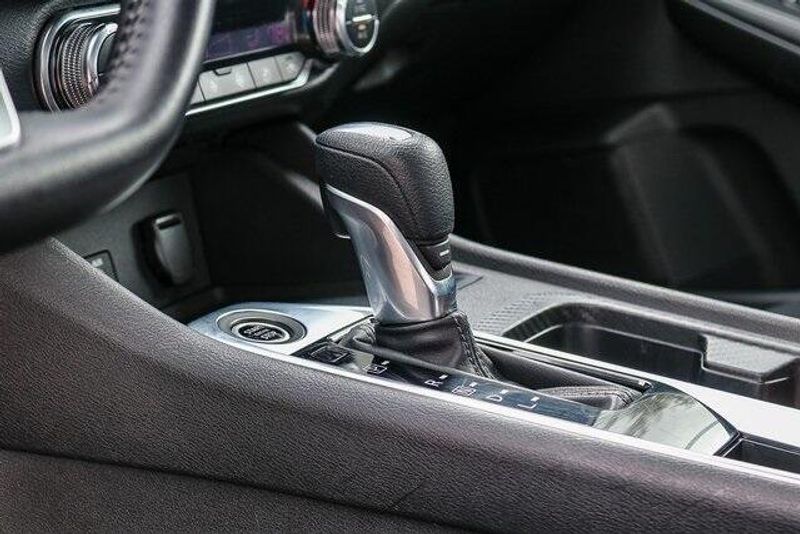 2021 Nissan Sentra SVImage 24
