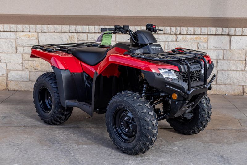 2025 HONDA RANCHER 4X4 HERO RED 