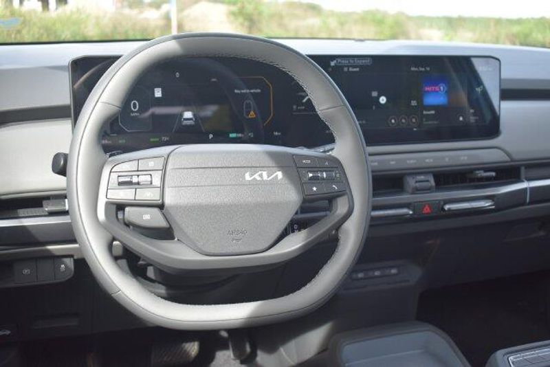 New 2027 Kia EV3 WindImage 18