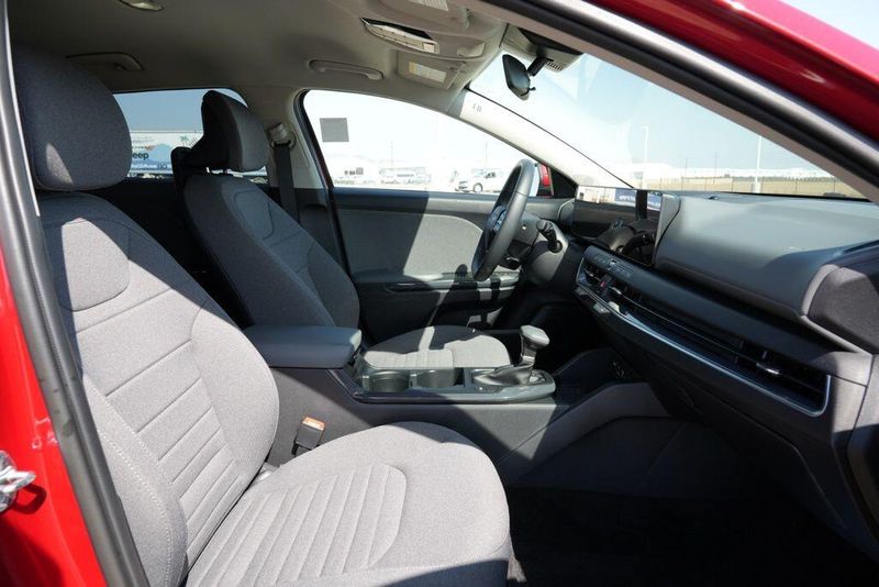 Used 2025 Kia K4 EXImage 22