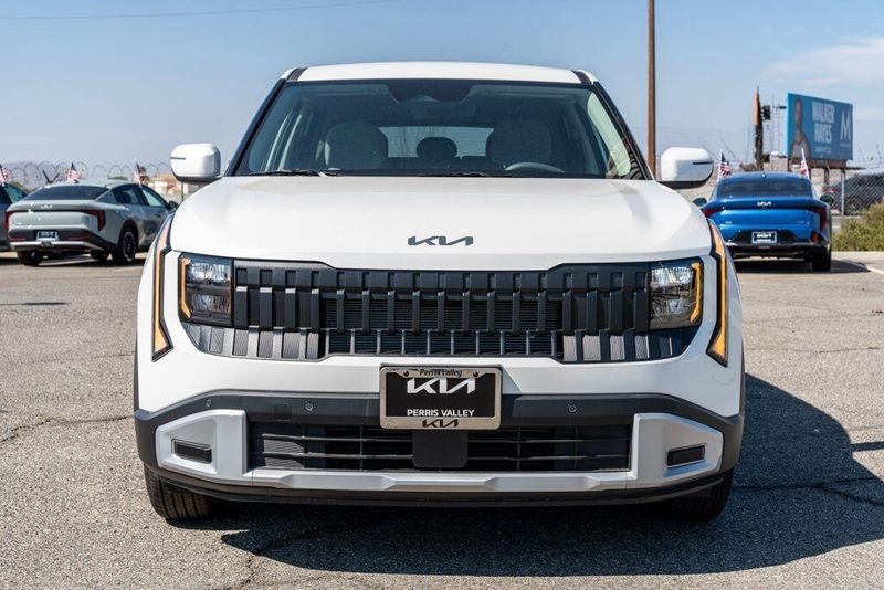 New 2027 Kia Seltos LXImage 2