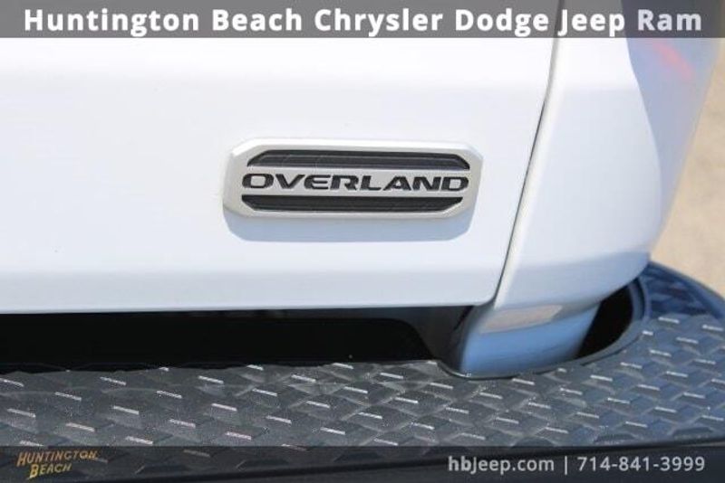 2022 Jeep Gladiator OverlandImage 6
