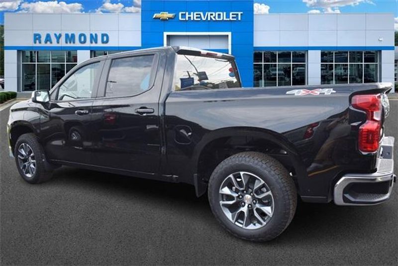 2025 Chevrolet Silverado 1500 LTImage 6