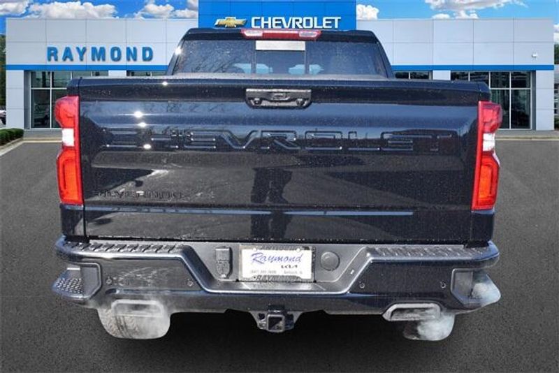 2025 Chevrolet Silverado 1500 LT Trail BossImage 4