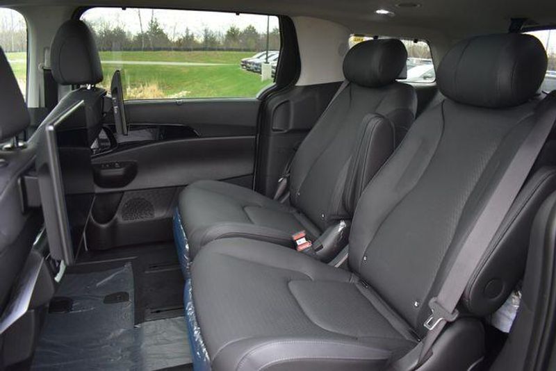 New 2026 Kia Carnival Hybrid SX PrestigeImage 23