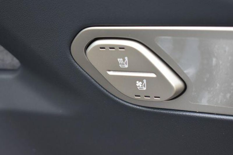 New 2027 Kia Telluride Hybrid EXImage 14