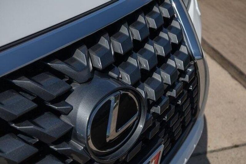 2020 Lexus GX 460 LuxuryImage 5