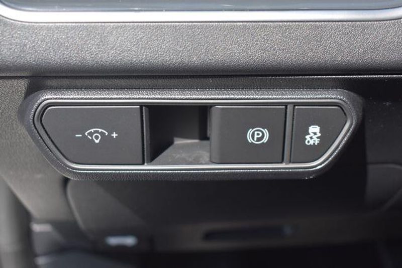 New 2026 Kia K4 GT-LineImage 25