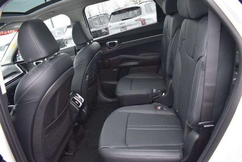 New 2026 Kia Sorento Hybrid EXImage 22
