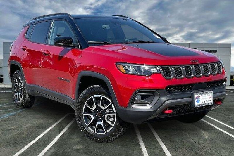 New 2026 Jeep Compass Trailhawk 4x4Image 14
