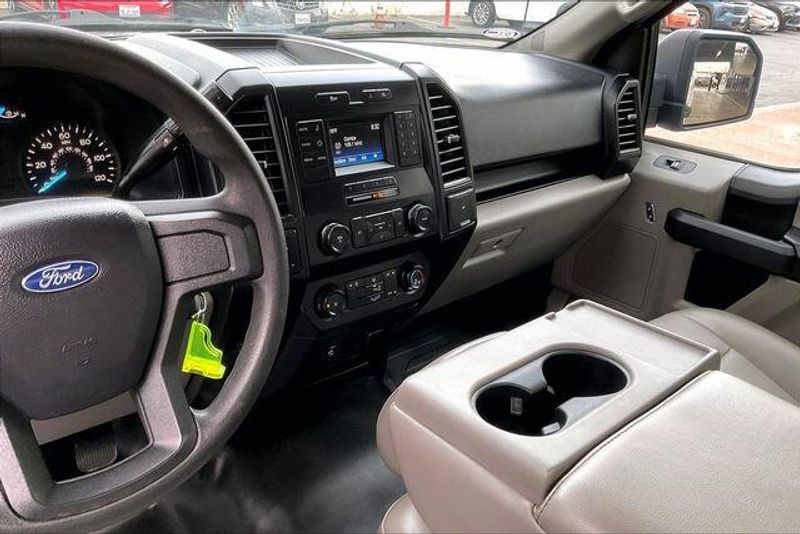 Used 2020 Ford F-150 XLImage 4
