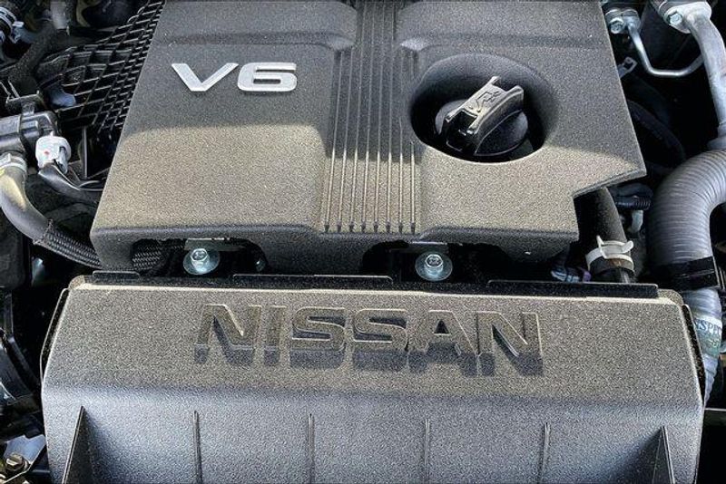 Used 2023 Nissan Frontier SVImage 32