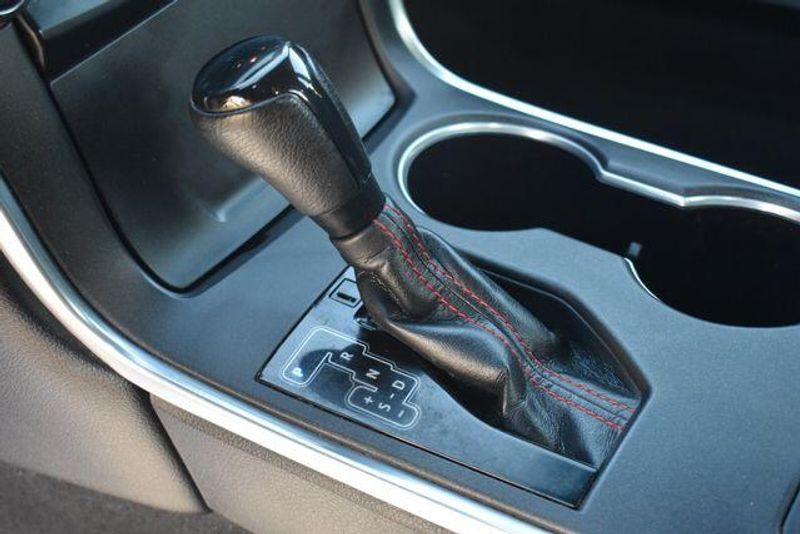 Used 2015 Toyota Camry LEImage 21