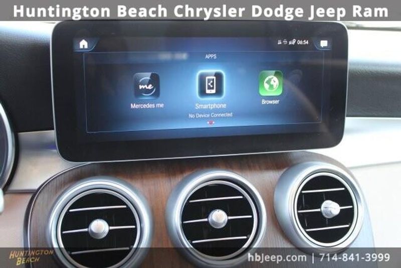 2022 Mercedes-Benz GLC 300Image 27