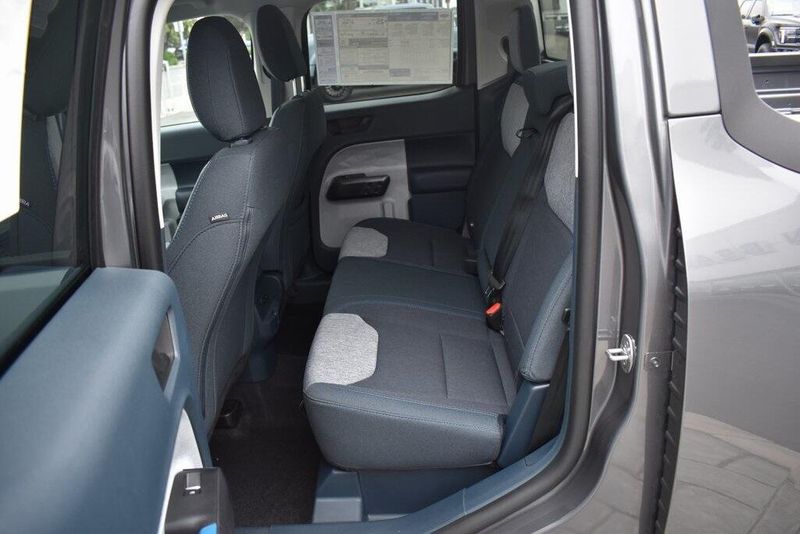 New 2025 Ford Maverick XLTImage 7