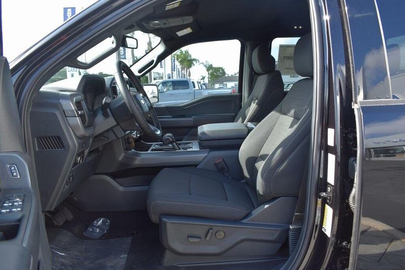 New 2025 Ford F-150 XLTImage 16