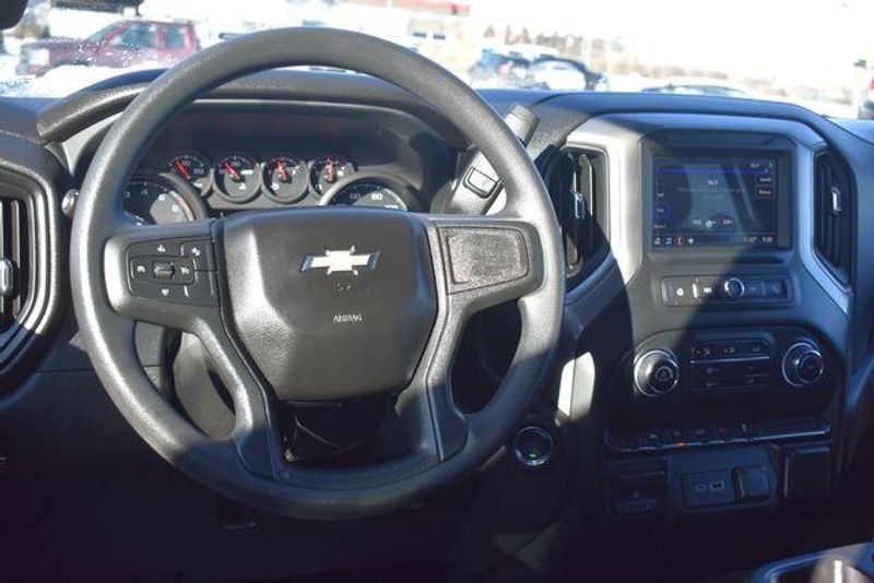 Used 2024 Chevrolet Silverado 1500 CustomImage 22