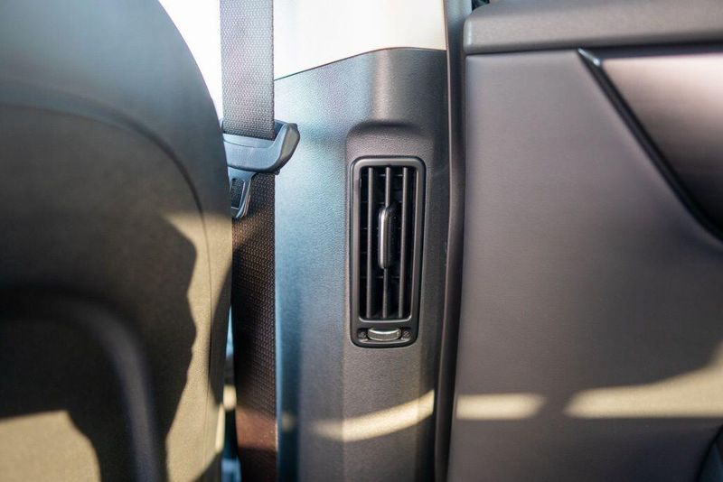 New 2025 Kia EV6 WindImage 18