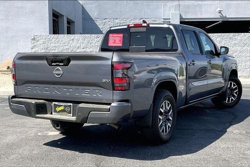 Used 2023 Nissan Frontier SVImage 13