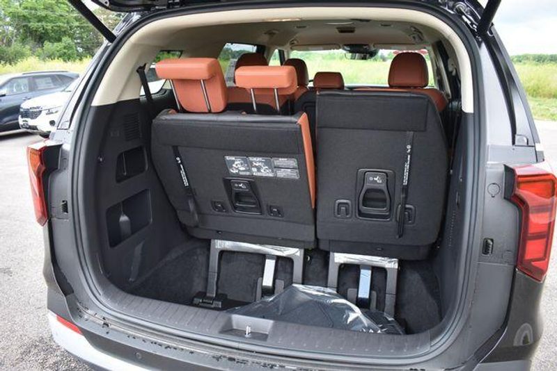 New 2026 Kia Carnival EXImage 18