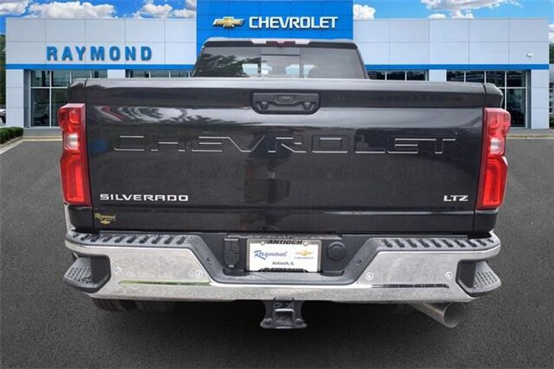 New 2025 Chevrolet Silverado 3500HD LTZImage 4