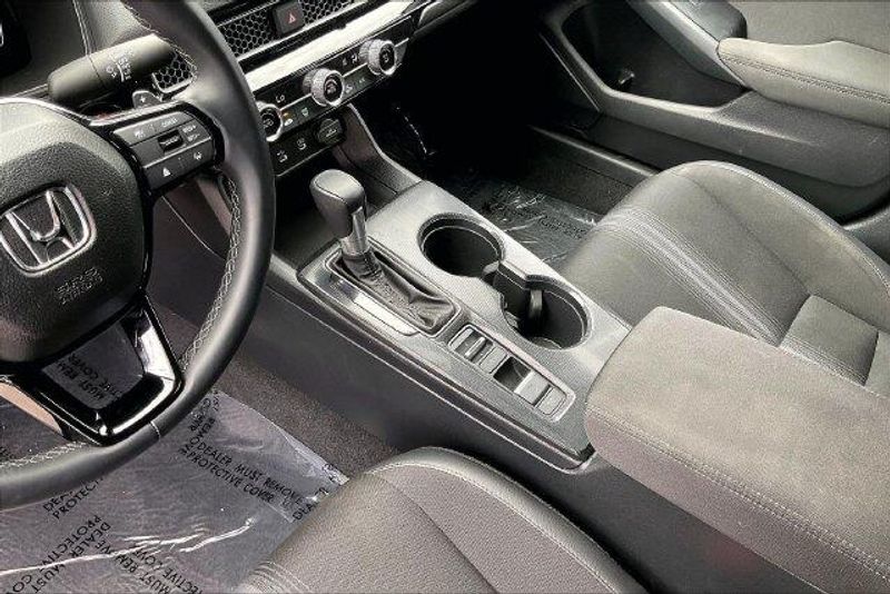 Used 2025 Honda Civic Sedan SportImage 17