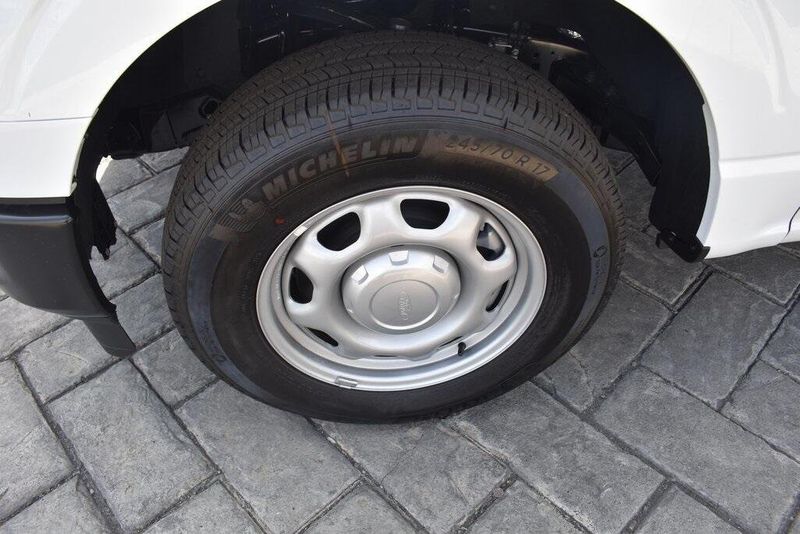 New 2025 Ford F-150 XLImage 4